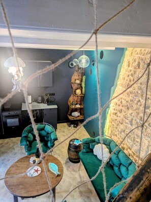 Smart TV, books - Vrbo Property (Saint-Jacut-de-la-Mer)