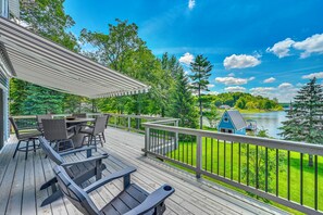 Outdoor dining - Boathouse, Dock & Sunset Views! Muskrat Lake Home (Gobles)