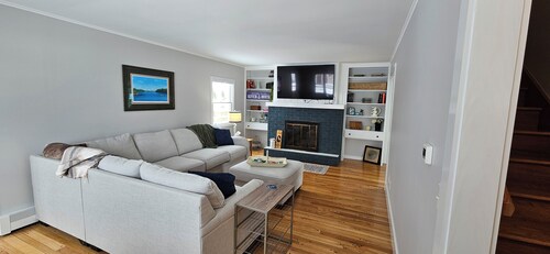 4-bedroom house in charming Clayton with river view