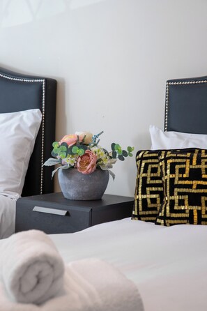 4 Schlafzimmer, Bügeleisen/Bügelbrett, WLAN, Bettwäsche
