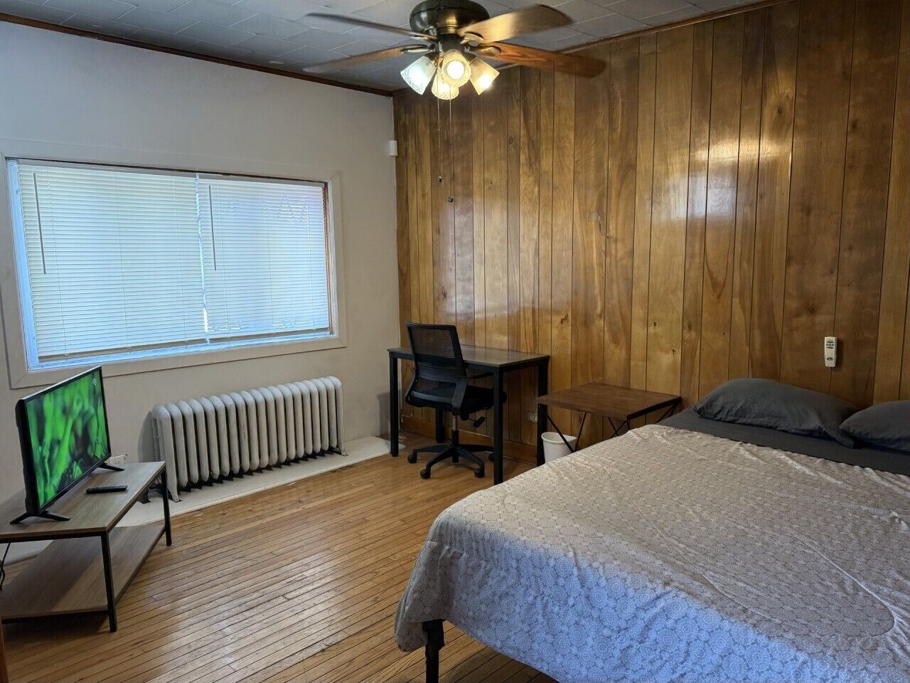 1 bedroom