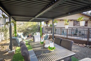 Outdoor dining - Cloud 9 BED AND BREAKFAST PRESCOTT (Prescott)