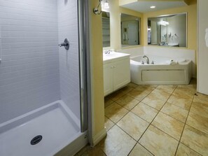 Bathroom - 1 Bedroom Villa at Holiday Inn Club Vacations Orlando Breeze Resort (Davenport)
