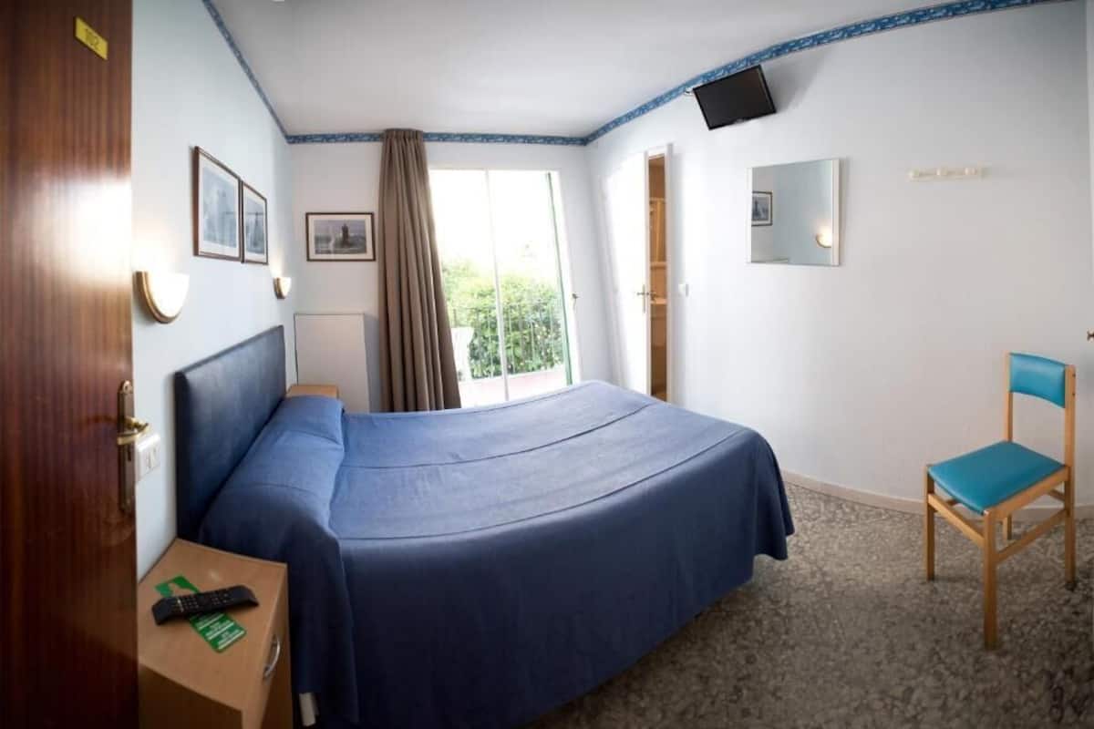 Standard Double or Twin Room, City View