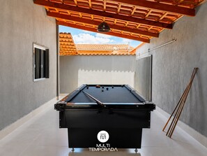 Basic Chalet | Game room