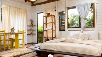 Honeymoon Suite
