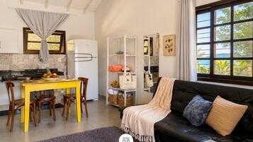 Family Cabin | Living area