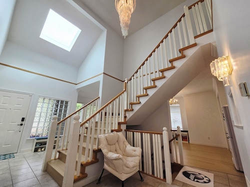 Bright & Spacious Estate