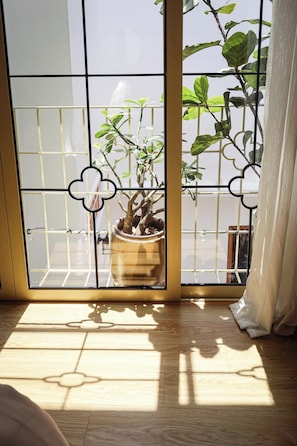 Interior - Authentic Saigon Stay - a Minimalist 2BR Townhouse (Thành phố Hồ Chí Minh)