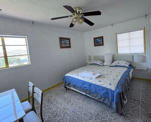 2 bedrooms, desk, iron/ironing board, WiFi (free)