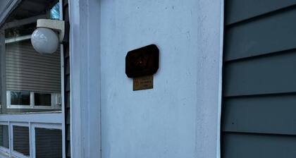 Cozy 1BR hotel room, Hamilton - #327 Susquehanna