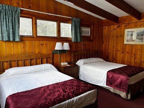 Cozy 1BR hotel room, Hamilton - #327 Susquehanna
