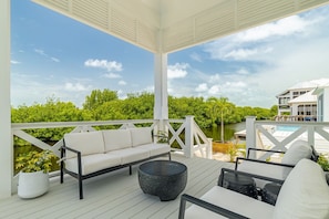Terrace/patio - Good Vibes & Mistico Beach Club + Boat Shuttle (San Pedro)