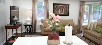 Cozy Walkout Basement Suite | Private Entrance