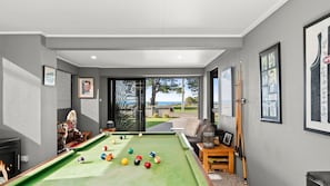 Games room - St. Leonards Bay Views (St Leonards)