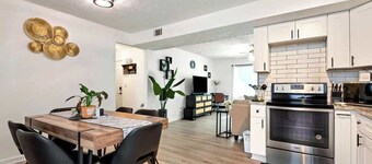 > Charming Modern Guest House Near Lake Lanier