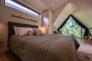WiFi, bed sheets - A-Frame Retreat at Beaver Lake - Sleeps 4 near Rogers & Bentonville (Rogers)