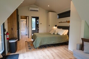 WiFi, bed sheets - A-Frame Retreat at Beaver Lake - Sleeps 4 near Rogers & Bentonville (Rogers)