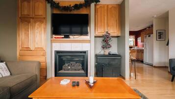 Smart TV, fireplace, offices