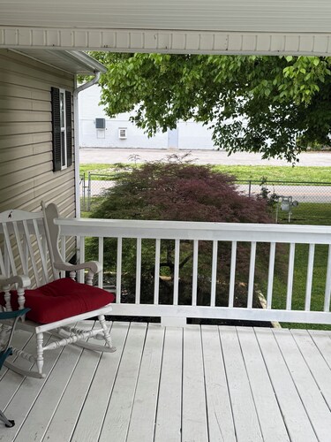 O-TOWN OASIS!  Near Oneida Baptist Institute & 10 miles from Manchester, KY