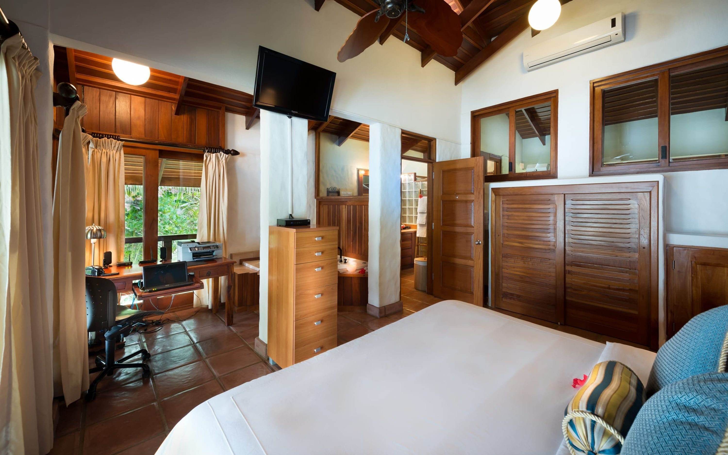 House | 6 bedrooms