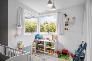 Children’s area - Spacious architect-designed villa, 2 baths (Gilleleje)