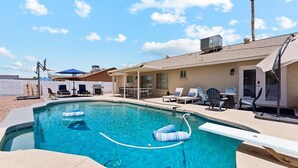 Outdoor pool - Private Mesa Guest Suite |Shared Pool, Patio & BBQ (Mesa)