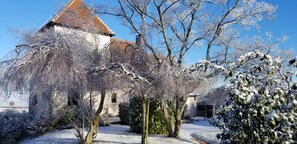 Exterior - Vrbo Property (GOURDON)