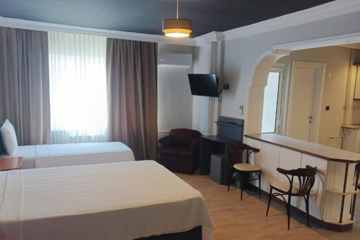 Superior Quadruple Room, City View