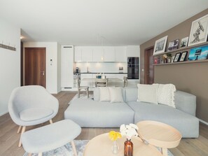 TV, DVD player - OVERLOOK Lodge by CERVO Zermatt, (Zermatt), by Interhome (Zermatt)
