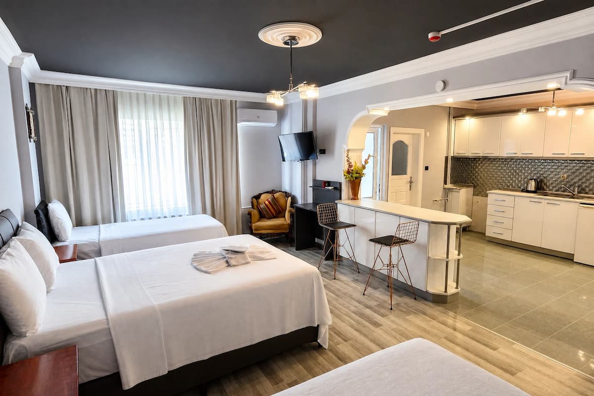 Desk, free WiFi, bed sheets