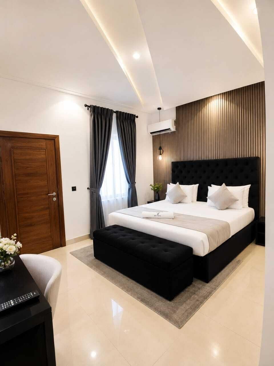 Premium bedding, down duvets, in-room safe, desk