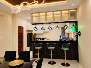Dining -     Zenith Haven  Stylish 2BR Home with Parking in Imus (Imus)