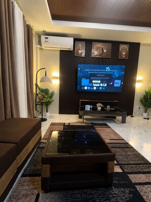 Interior -     Zenith Haven  Stylish 2BR Home with Parking in Imus (Imus)