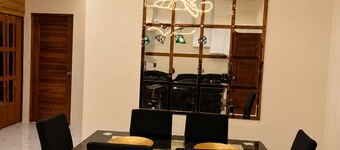 Zenith Haven Stylish 2BR Home with Parking in Imus