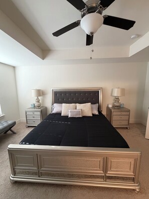 Room - Perfect for Nurses-Charming 2-bedroom townhome in Atlanta Metro (Lithonia)