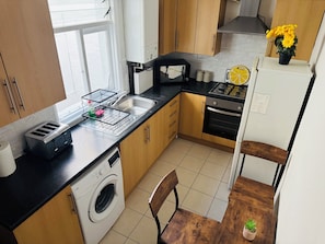 Private kitchen - 2 bedroom flat in central London (London)