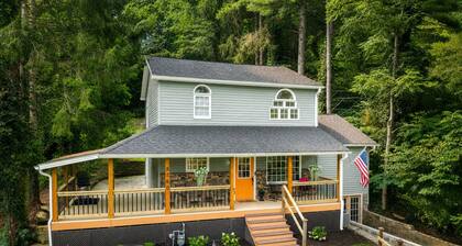 Secluded Atwood Lake House-Direct lake access
