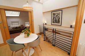 Interior - West End Retreat in Central Edinburgh (Edinburgh)