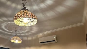 Standard Twin Room | Free WiFi