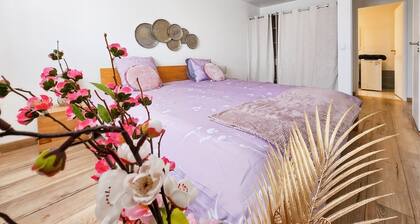 Crystal House - Maison Familiale, Jardin Privé, Proche Disneyland 15min