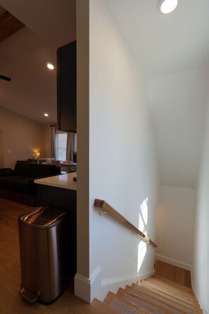 Interior - Prime Location Detached Garage Apartment (Greer)