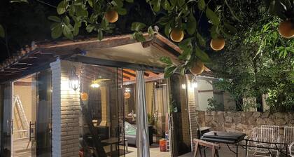Villa Principito in the heart of San Bernardino, with a pool, views, and a barbecue area