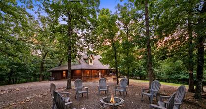 Lost Woods Lodge Cabin in Broken Bow