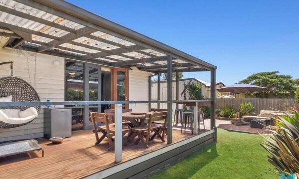 Terrace/patio - Cosy retreat for a family getaway. (St Leonards)