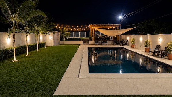 Outdoor pool - Beachfront Luxury Villa with Private Pool in the fantastic Costa Del Sol (San Pedro Masahuat)