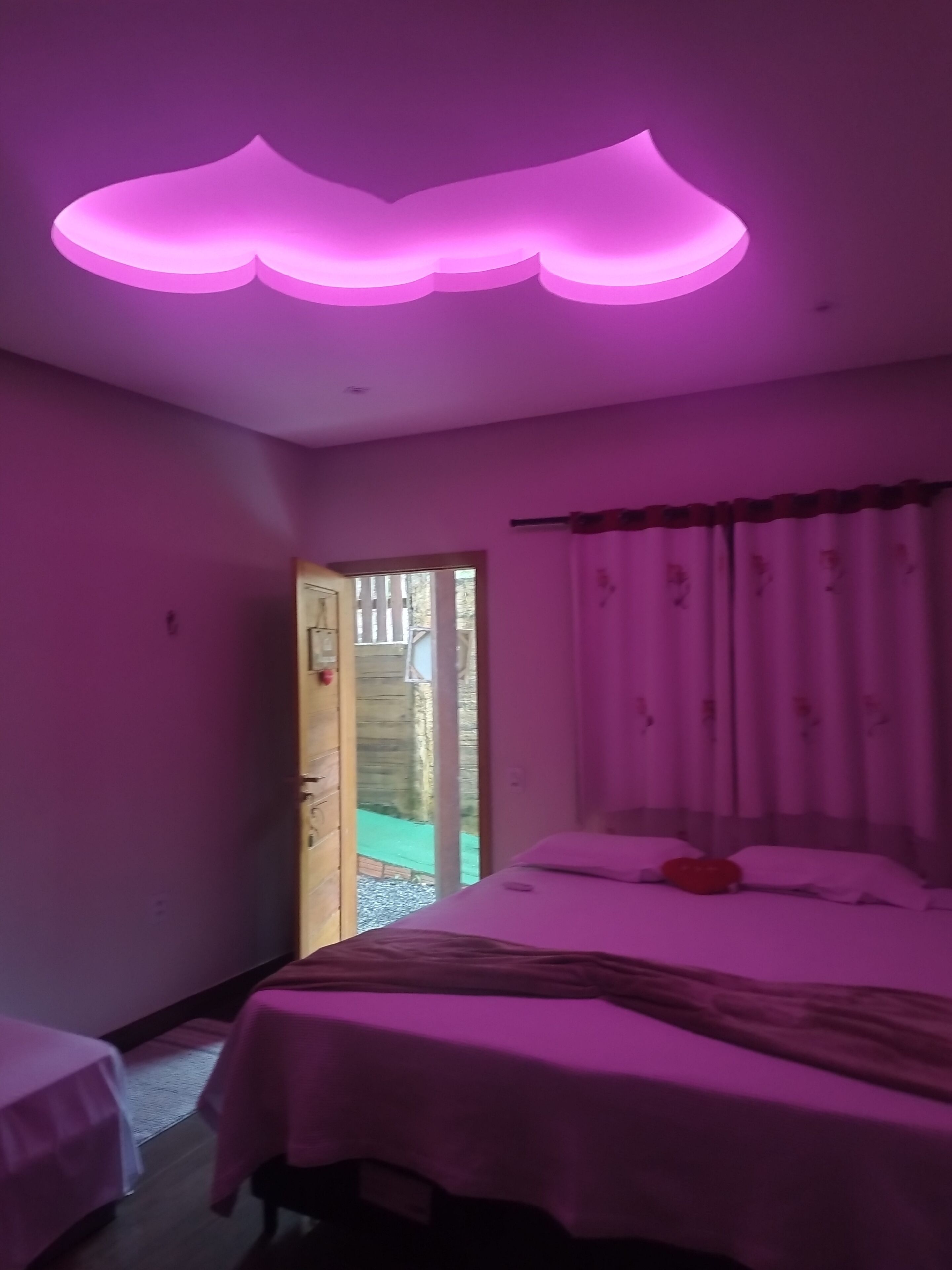 Standard Suite, Air conditioning, Pool View