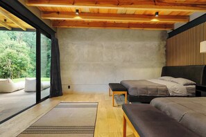 5 Schlafzimmer, Schreibtisch, WLAN, Bettwäsche