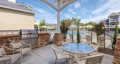 2-bedroom condo in welcoming Worldmark Windsor with cool AC, and gym access