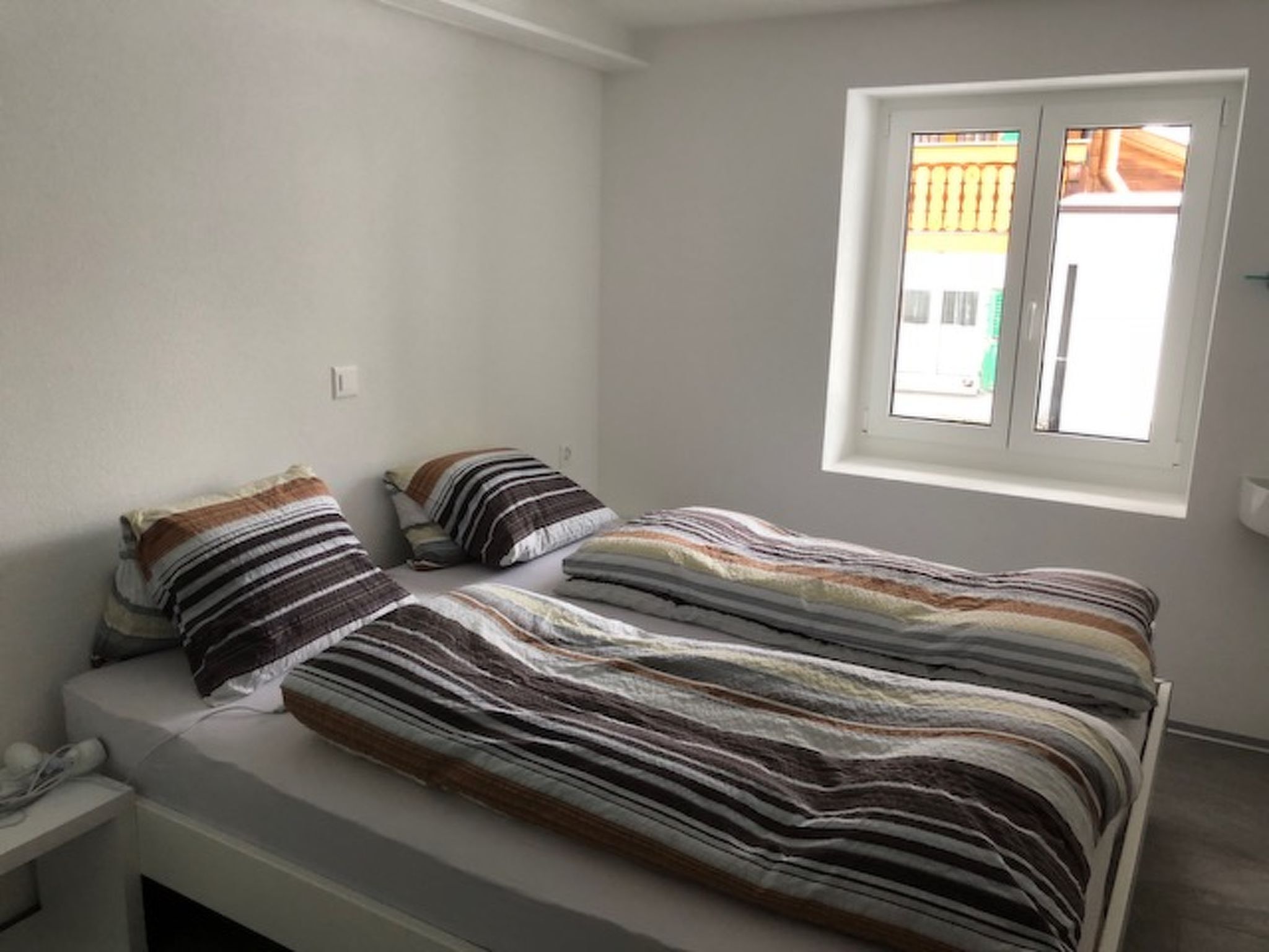 2 bedrooms, internet